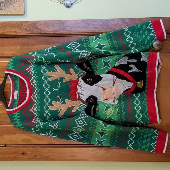 NWT Holiday Time Festive Sweater - Red and Green - Picture 1 of 6